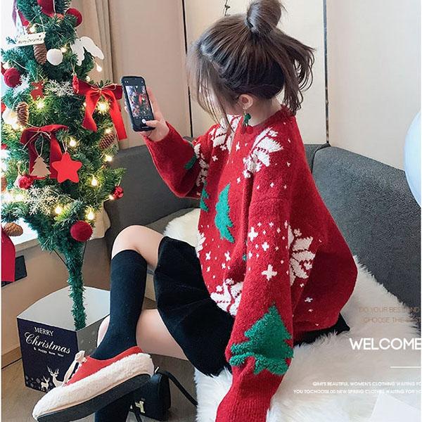 Women's Christmas Sweater Loose Snowflake Print Pullover Sweater Top Thick Warm Knitwear Outer Wear