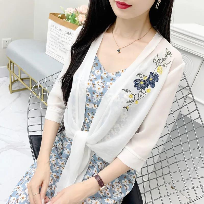 Flower Pattern Embroidery Women's Short Sun Protection Clothing Summer Chiffon Shawl Cardigan Thin