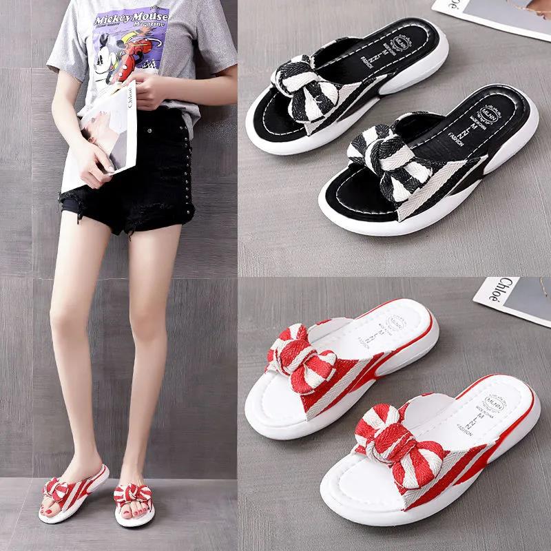 Slippers Women's Summer Wear Fashion Seaside Flat Bottom All-match Sandals Beach Shoes