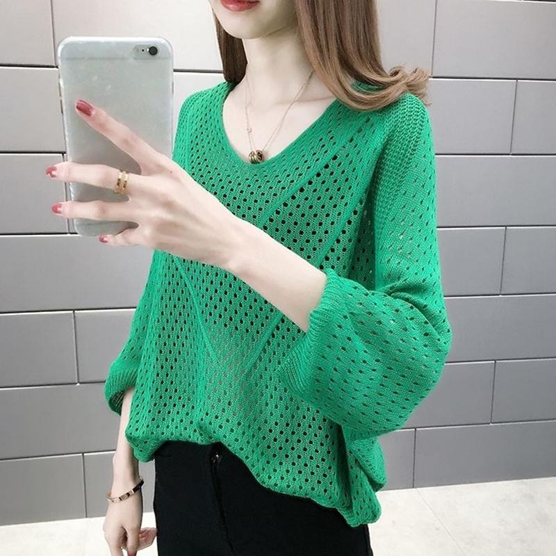 V-neck Bat Sleeve T-shirt Female Blouse Loose Large Size Short Upper Top Summer Hollow Sweater Women's Clothing