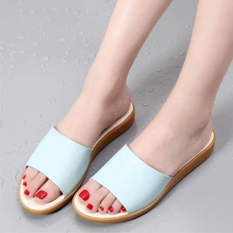 Real Cowhide Sandals and Slippers Ladies Summer Non-slip Mother Soft Flat Casual Beach Wear All-match