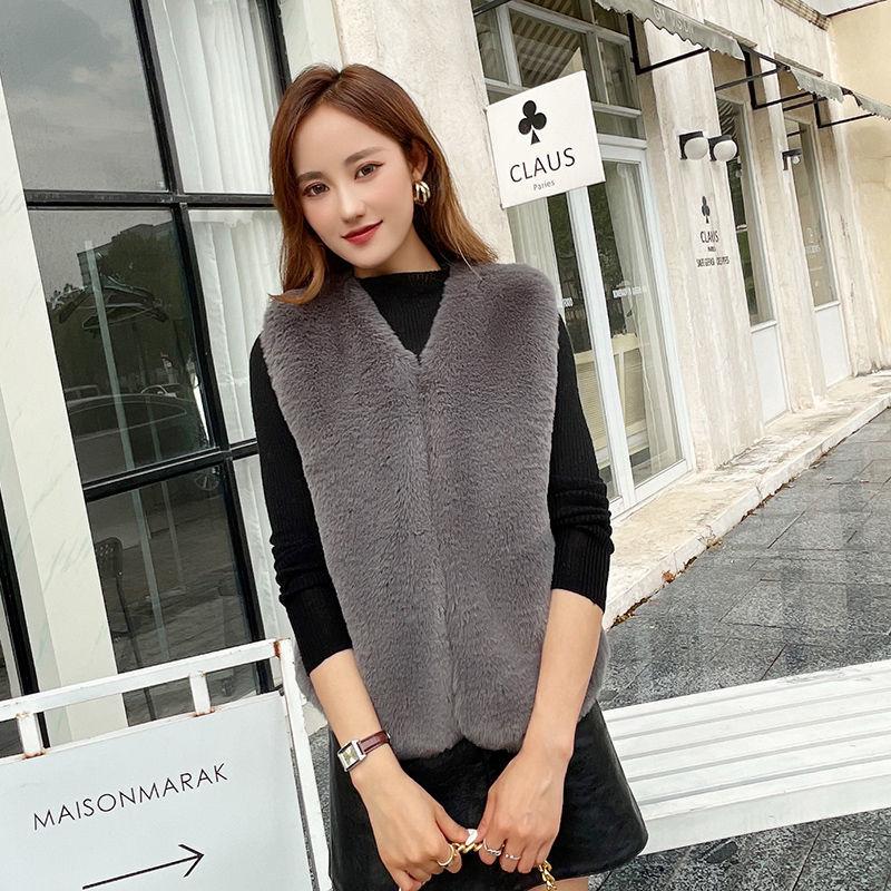 Winter Vest Ladies Plush Surface Soft and Warm Short Vest All-match Outer Wear Thick White Sleeveless Cardigan Jacket