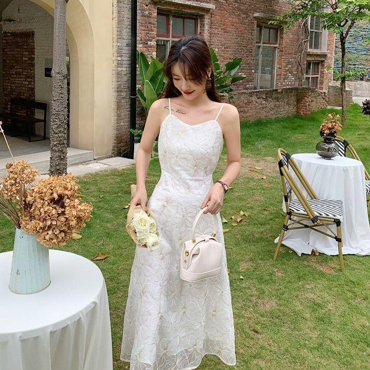 Female Super Fairy White Suspender Long Dress Vintage Elegant Sweet Date Dress Slim Little Fresh Holiday Dress