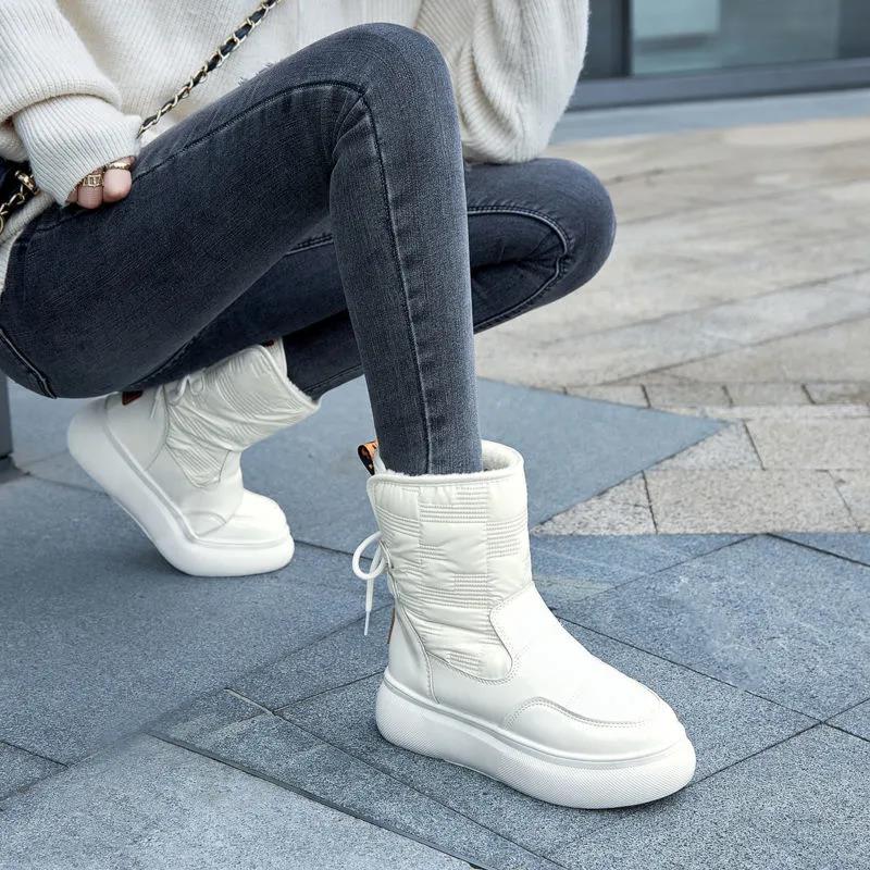 Winter Snow Boots Women's Outdoor Flat-bottomed Super Thick Cold-proof All-match Shiny Student Snow Shoes