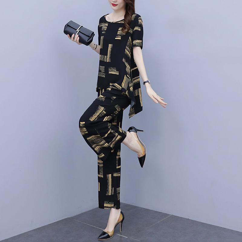 Black Printed Large Size Women's Summer Suit Casual Age-reducing Wide-leg Pants + Short-sleeved Round Neck Shirt Two-piece Set