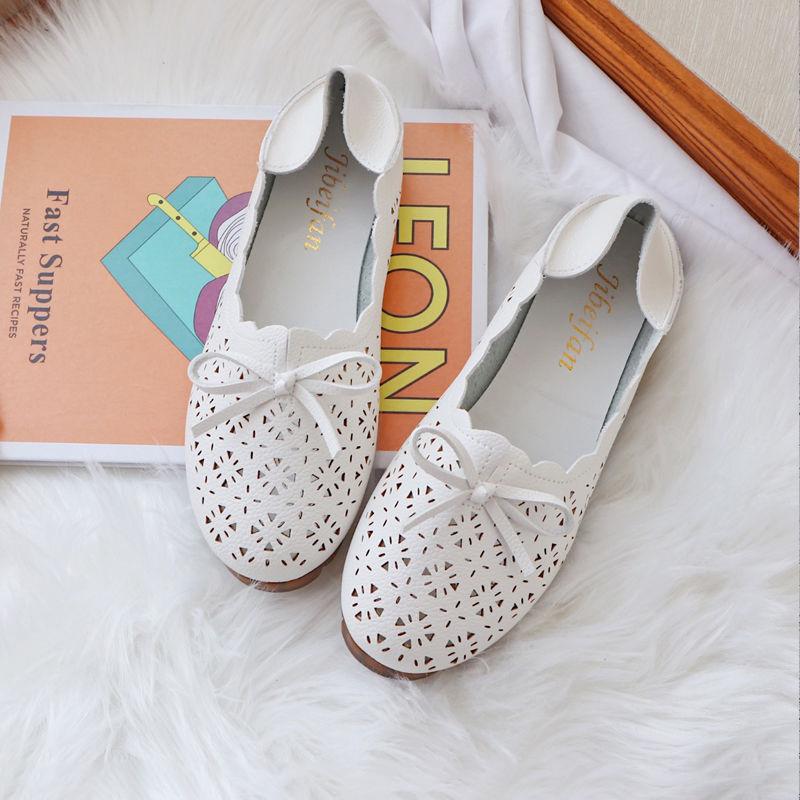 Non-slip Bottom Nurse Shoes Women's Flat-bottomed Hollow Breathable Hole Shoes Two-wear Slippers Casual and Comfortable Loafer Shoes
