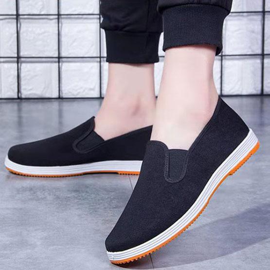 Men's Lightweight Breathable Flat Cloth Shoes Soft Sole Cloth Shoes Anti Slip Wear-resistant Casual Shoes