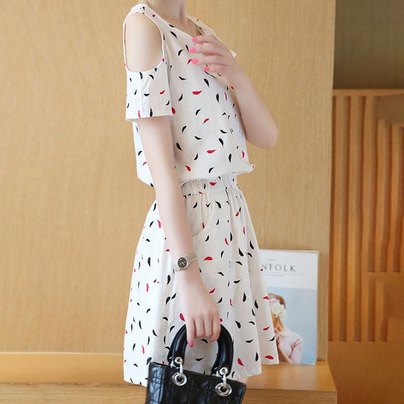 Cotton Short Off-shoulder Dress Floral Waist Slimming Dress Ladies Off-shoulder Dress Cotton Fabric Sweat-absorbent and Breathable
