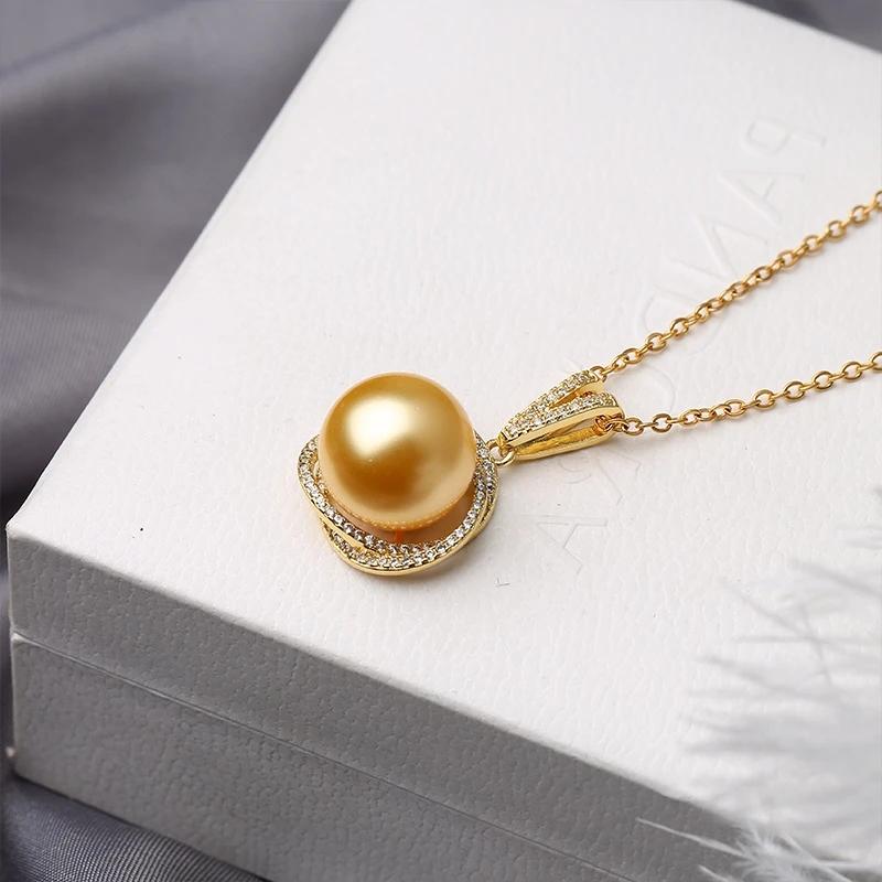 Women's Pearl Pendant 925 Silver Diamond Necklace Sweater Chain Black Pearl Pendant Clavicle Chain Personalized Jewelry Gift Jewelry for Friends