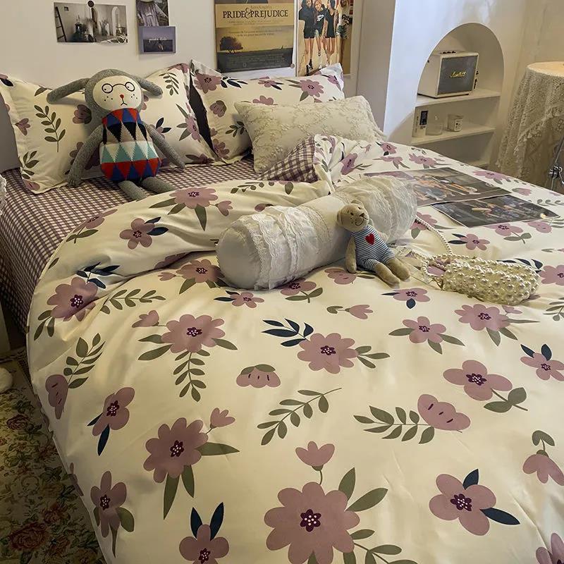 Simple Spring and Summer Love College Style Four-piece Bedding Set for Student Dormitory Blue Duvet Cover Four-piece Set