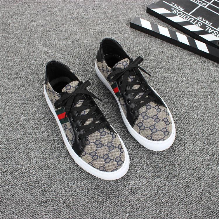 Canvas Shoes Men's Shoes Korean Version of Comfortable and Breathable Wild Casual Shoes Light Sneakers