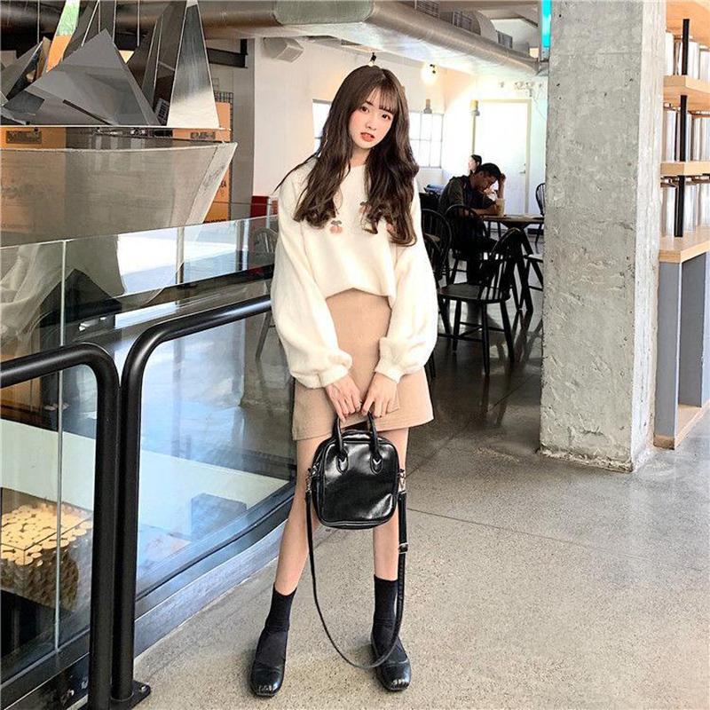 Autumn  Winter Korean Version Sweet Three-dimensional Cherry Pullover Long-sleeved Sweater Sweater Women Loose Outer Wear