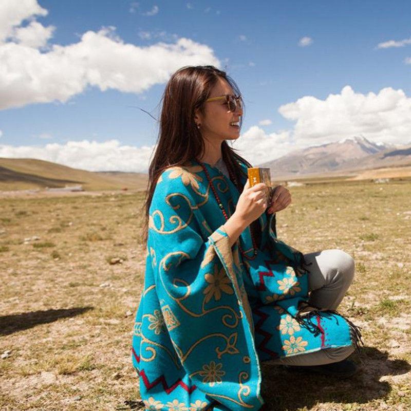 Ethnic Style Travel Outside with Shawl Cloak Female Autumn and Winter Thick Warm Red Shawl Windproof Buckle Hooded Cloak