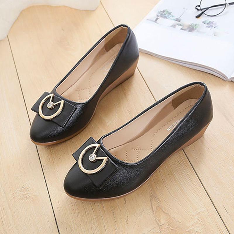 Women's Wedge Heel Spring and Autumn Round Toe All-match Comfortable Slip-on Leather Shoes