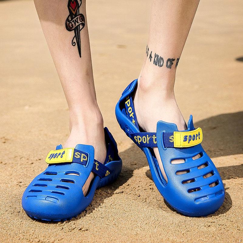 Summer Men's Personality Hollow Hole Shoes All-inclusive Breathable Plastic Sandals Seaside Wading Non-slip Beach Shoes