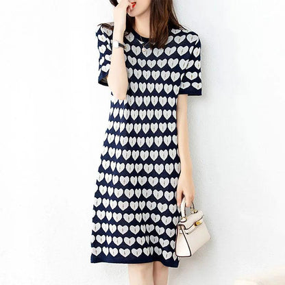 Round Neck Heart Pattern Short-sleeved Dress Drape Thin Temperament Elegant Straight Skirt Women's Summer Loose and Thin Printed Dress