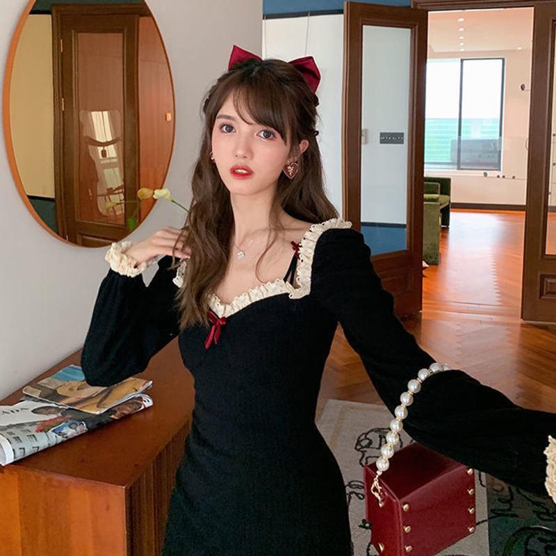 Girl Retro Elegant Temperament Waist Was Thinner Shoulder Lace Knitted Dress Autumn  Winter