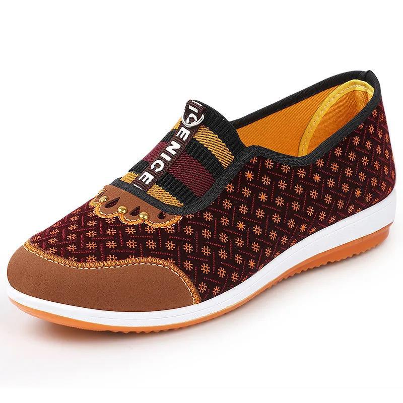 Spring and Autumn Old Beijing Cloth Shoes Women's Soft-soled Non-slip Middle-aged and Elderly Casual Cloth Shoes A Pedal Flat Mother Shoes