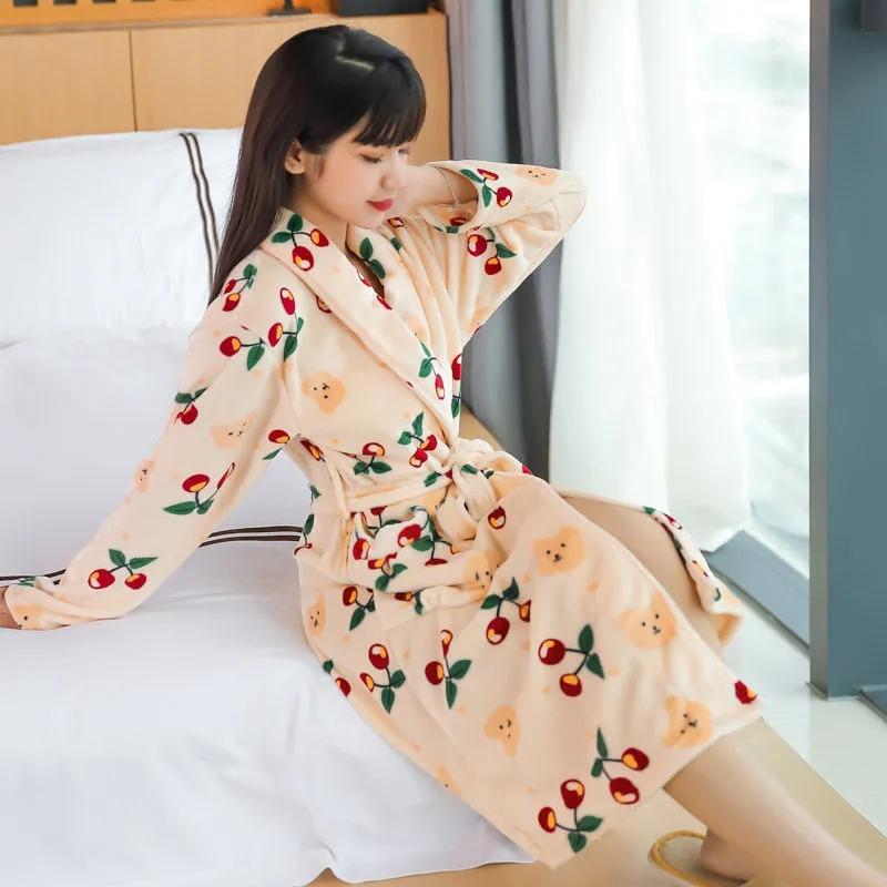 Women's Winter Coral Velvet Pajamas Robe Nightgown Flannel Bathrobe Long Thickened Plus Velvet Nightgown Loose Lace Home Clothes