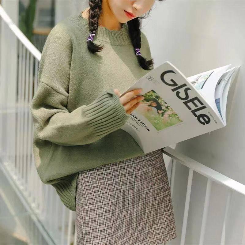 Autumn and Winter Sweater Women's Hedging Loose Solid Color Petal Collar Base Sweater