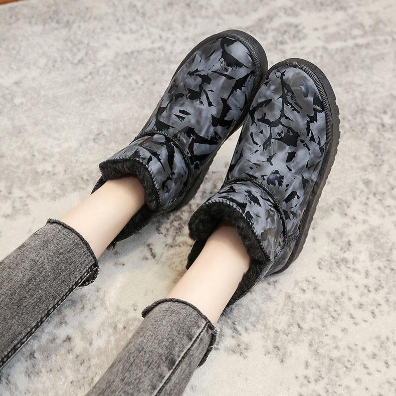 Women's Snow Boots Fur Winter Large Size Versatile Short Boots Female Plush Thickened Warm Flat Cotton Shoes