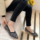 Casual Lazy Beanie Shoes Women's All-match Breathable Flying Woven Flat-bottomed Mother's Shoes Single Shoes