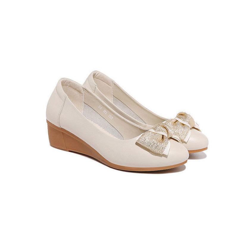 Single Shoes Women's Casual Middle-aged and Elderly Shoes Women's Non-slip Wedge Heel Comfortable Spring and Autumn Shallow Mouth Flat Work Shoes