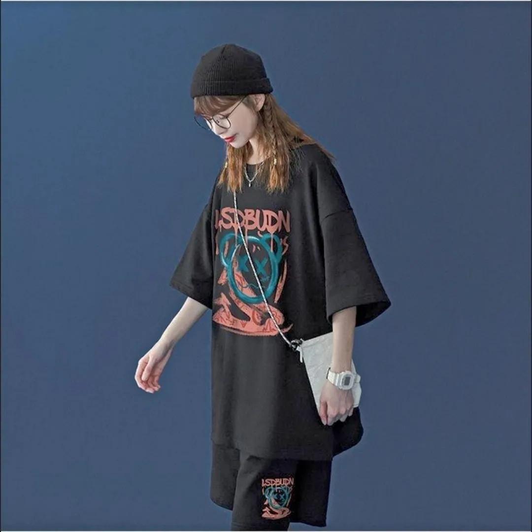 Women's Summer Design Short-sleeved Tops and Shorts Two-piece Fresh Net Red Sports Style T-shirt Suit Fitness Suit Casual Athletic Clothing Loose Sets