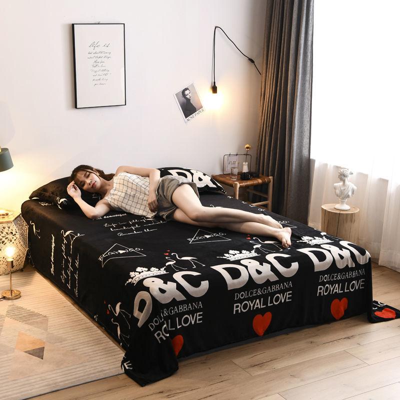 Autumn and Winter Universal Plus Velvet Thick Warm Blanket Flannel Bed Sheet Coral Fleece Blanket Four Seasons Blanket Nap Air Conditioning Blanket