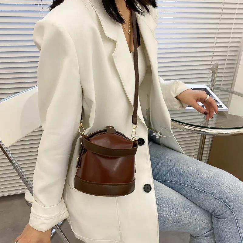 Bucket Bag Shoulder Messenger Bags Casual Female Crossbody Bags Portable PU Leather Multi-Layer Large Capacity Handbag