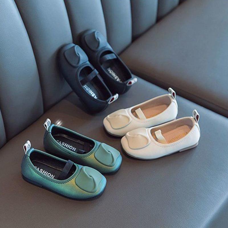 Kids Flat Shoes Children's Casual Sandals School Girls Princess Pu Leather Shoes Non-Slip Kids Retro  Soft Bottom Loafer