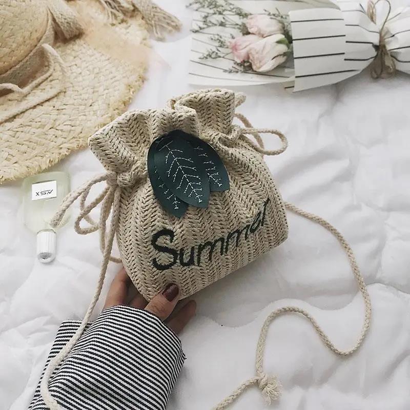 Women's Straw Woven Bucket Bag Beach Bag Shoulder Messenger Bag Cute Summer Student Travel Vacation