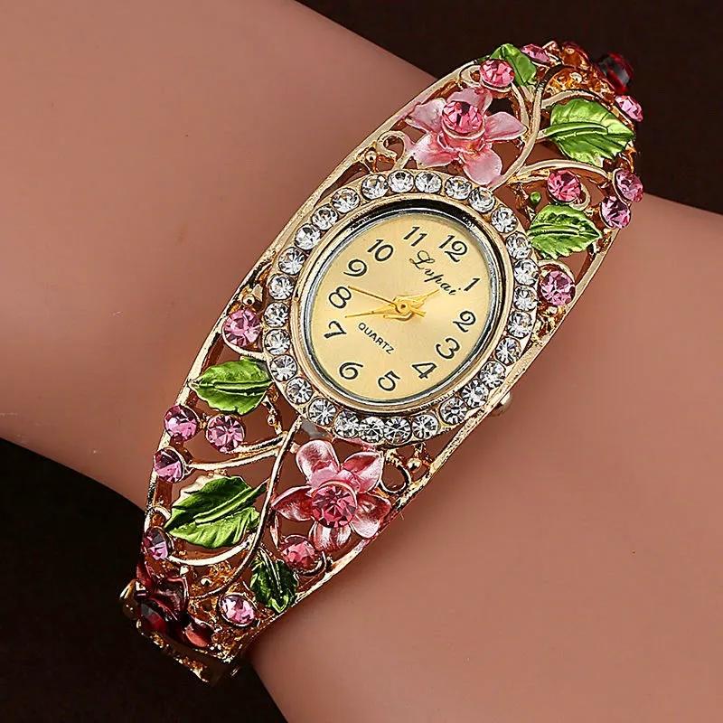 Diamond Alloy Flower Women's Bracelet Watch Carved Rhinestone Bracelet Watches Retro All Match Wrist Watches