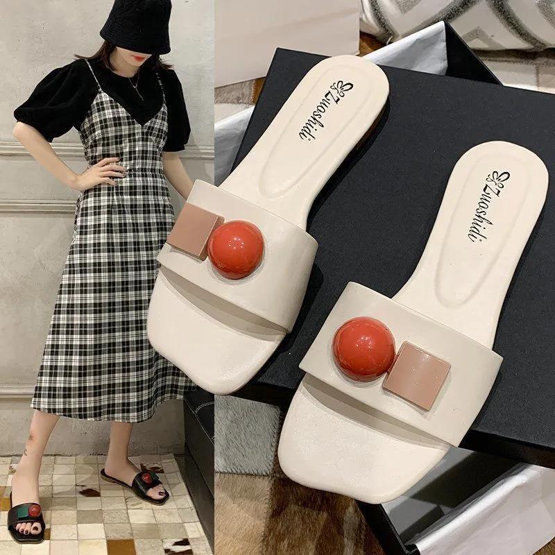 Slippers Women Outdoor Slippers Flat-bottom Slippers Women Outdoor Fashion Beach Sandals and Slippers