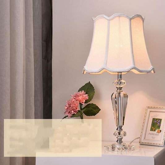 European adjustable Bedside Reading Light Led Table Lamp fabric Desk Lamp interior lighting