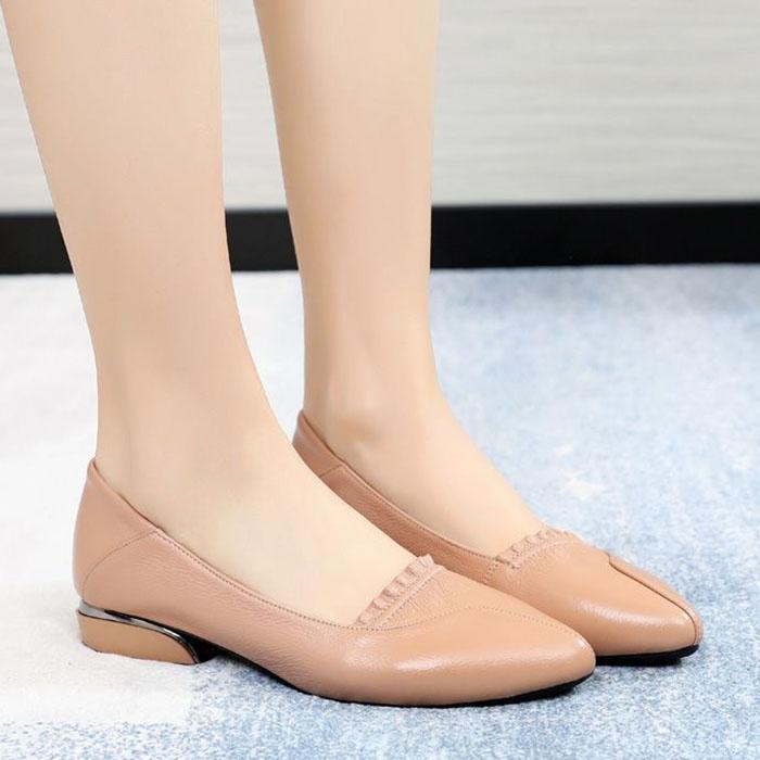 Soft Leather Shoes Women's Spring and Summer Soft Bottom Low-heeled Leather Shoes Women's Fashion Pointed Shoes