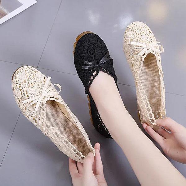 Women's Spring and Summer All-match Flat Bottom Non-slip Cloth Shoes Solid Color Large Size Mesh Hollow Soft Shoes