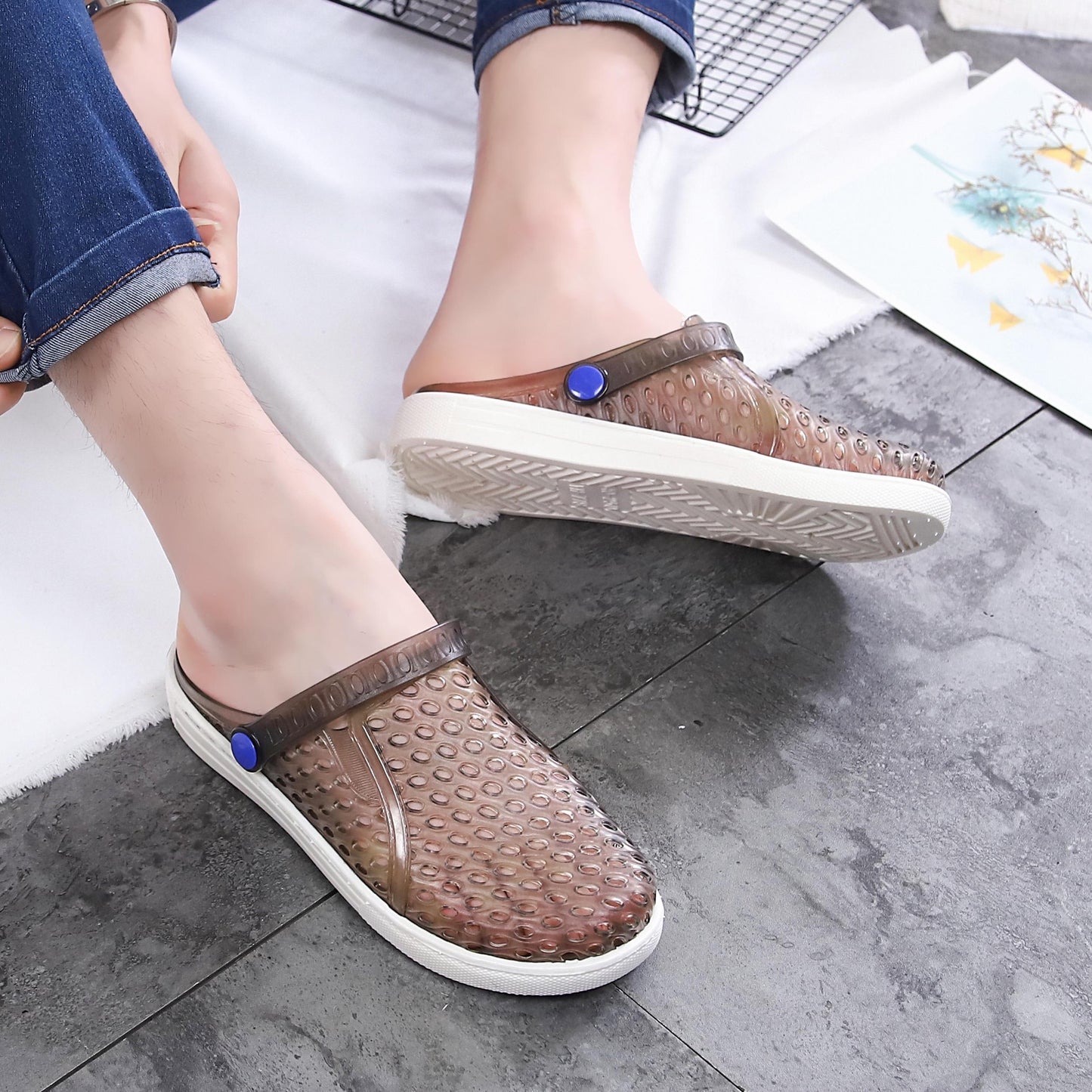 Hole Shoes Female Korean Students Wear Crystal Beach Baotou Half Drag Non-slip Flat Bottom Sandals and Slippers Male XL 45