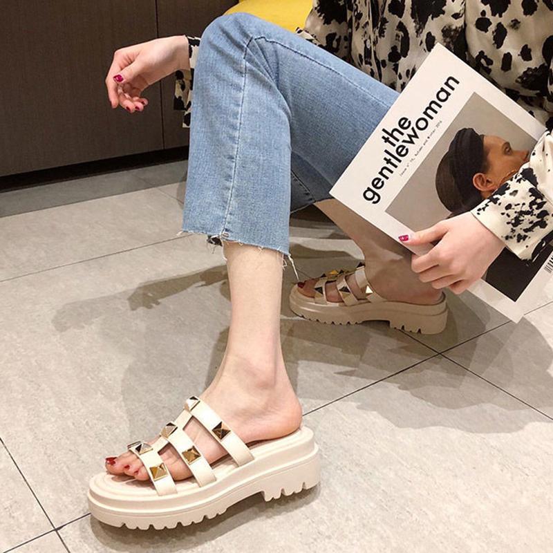 Rivet Half Slippers for Women's Outer Wear Summer Fashion One-word Drag, Soft Bottom Mid-heel Platform Sandals Thick Bottom Sandals