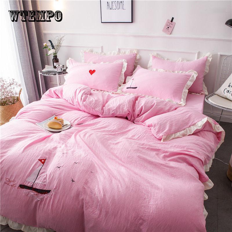 Princess Bedspread Bedding Sets Luxury 4pcs Pink Bed Skirt Lace Edge Duvet Cover Bedclothes