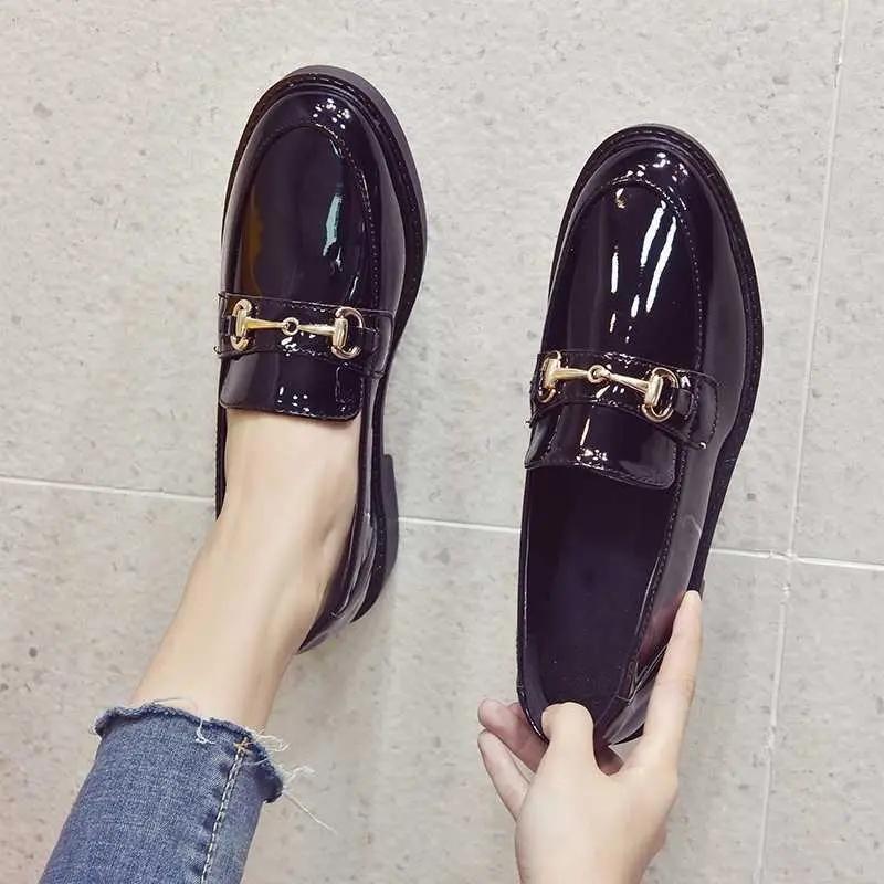 Women's Plus Size British Style Leather Shoes Girls All-match Thick Low Heels Doudou Shoes Black Slip-on Single Shoes