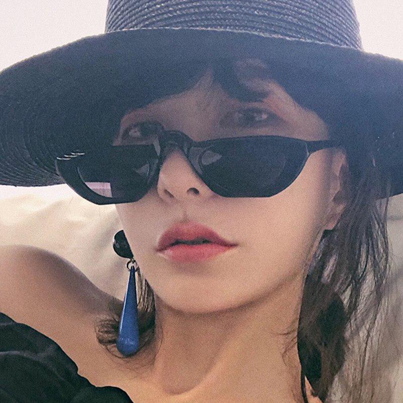 Vintage Small Cat Eye Sunglasses Women 2019 Luxury Brand Designer Cateyes Sun Glasses Retro Small Re