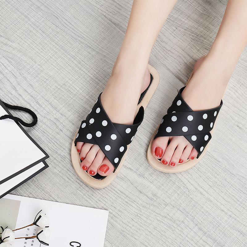 Slippers Women Wear Korean Home Bath Slippers Summer Sandals Slippers Fashionable Wave Point Flat Beach Shoes