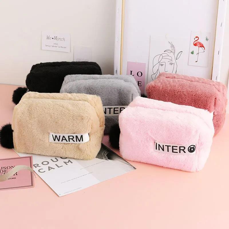 Winter Fur Cosmetic Bag Large Capacity Travel Multi-function Girl Plush Cosmetic Bag Fur Ball Decoration