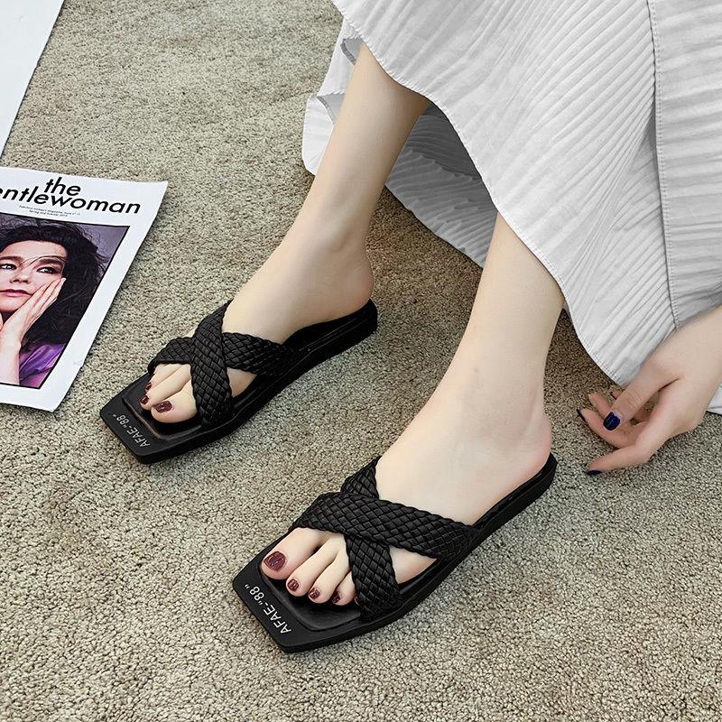 Wear Slippers Female Summer Version of The Seaside Holiday Beach Sandals and Slippers Female Cross Small Fragrance Slippers
