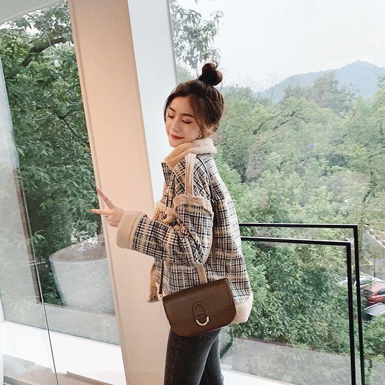 Plus Velvet Thick Fur All-in-one Granular Velvet Jacket Fashion Sexy Short Loose Lamb Wool Female Jacket