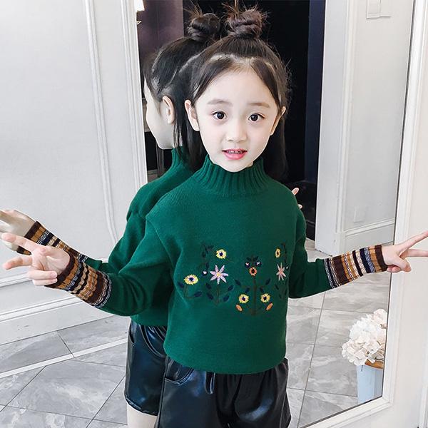 Autumn and Winter Little Girl Fashion Jacket Long-sleeved Hooded Children's Sweater Loose Knitted Cardigan