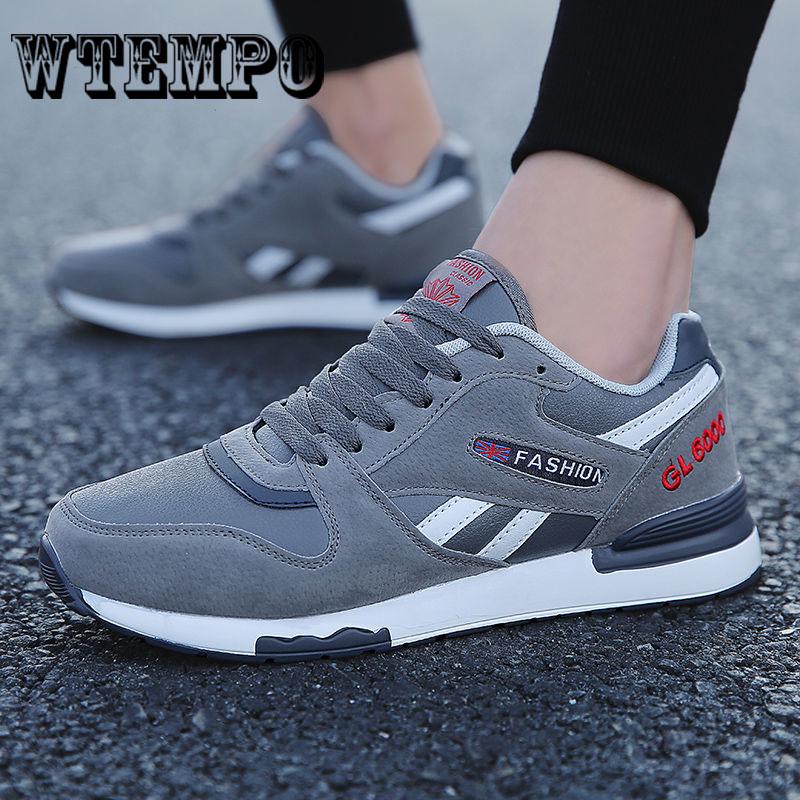 Pair of Shoes Men Sneakers Casual Sports Shoes Outdoor Sports Shoes