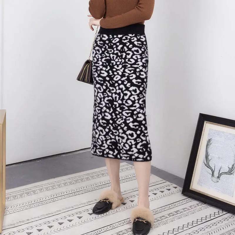 Women's Autumn and Winter Fashion Warmth Imitation Mink Fleece Leopard Print Thick Knitted Skirt High Waist Bag Hip Mid-length Slit Wool Skirt