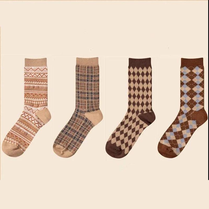 Four Pairs of Women's Socks Autumn and Winter Thickening Warmth Fashion Tube Socks Retro Printing Pile Socks